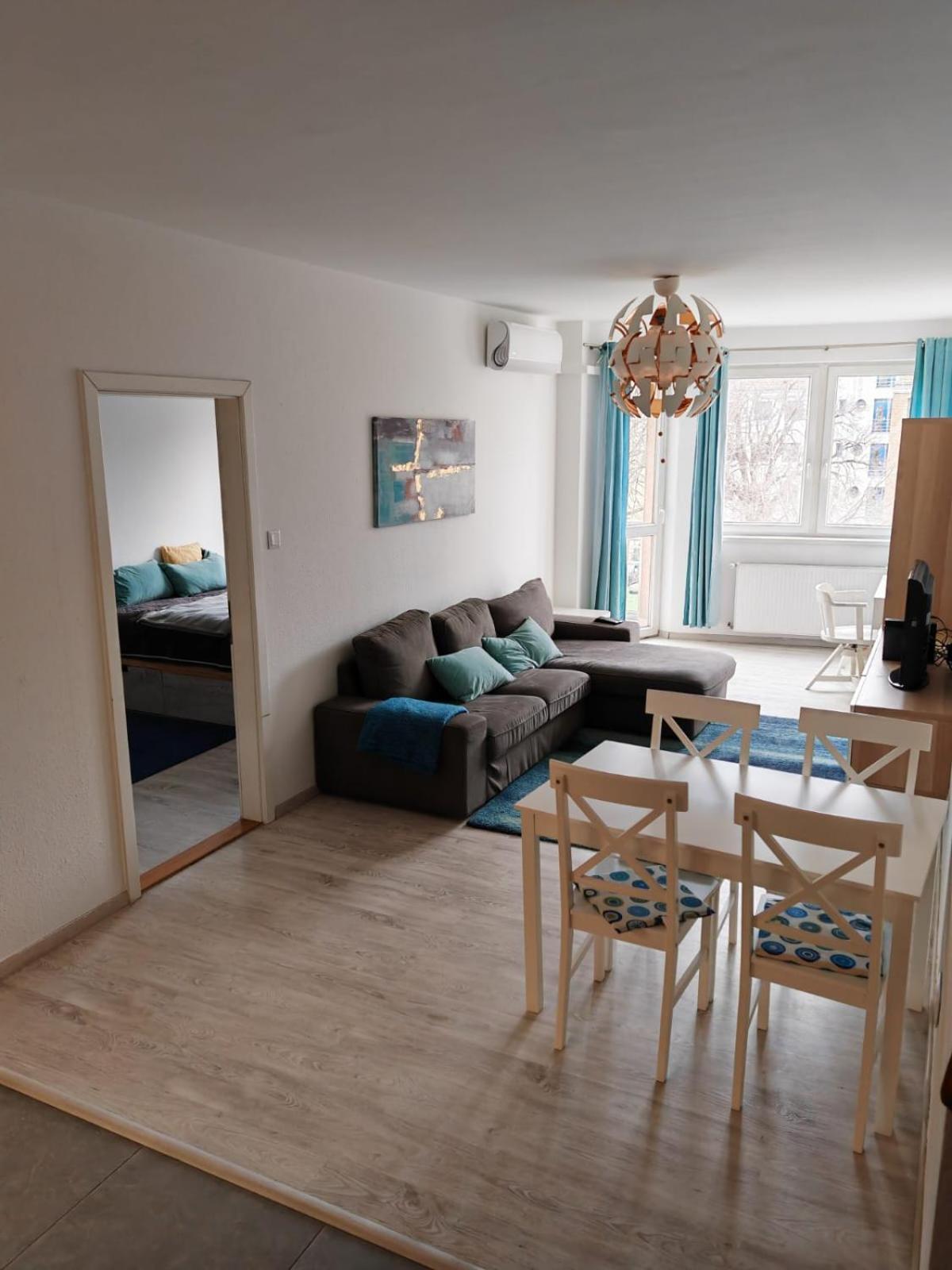 Skylark Cozy Bigger Apartment Budapest Bagian luar foto